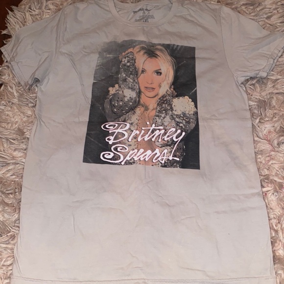 Fashion Nova Britney Spears T-shirt - Picture 2 of 8